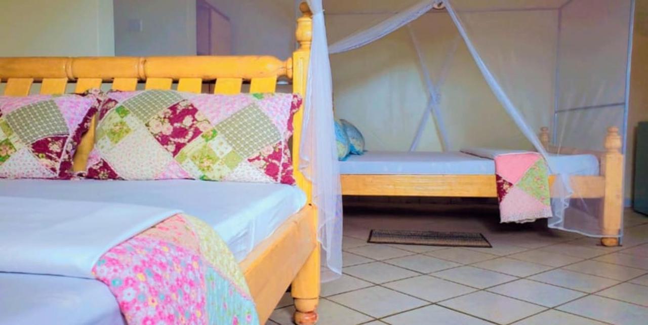 La Feve Beach Bed And Breakfast Hotel Entebbe Luaran gambar